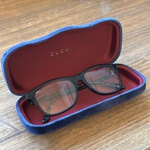 Gucci eye glasses